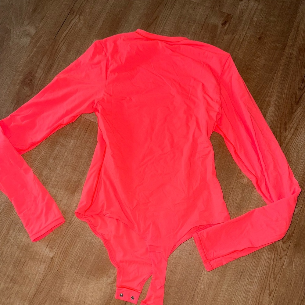 SKIMS NEON FITS EVERYBODY BODYSUIT - Picture 3 of 3